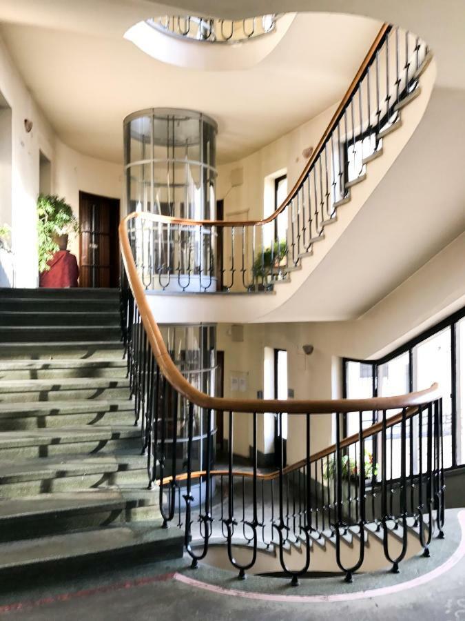 Spacious Bauhaus Icon Flat With Fitness Room In Central Buda, Close To The River And Margaret Island بودابست المظهر الخارجي الصورة
