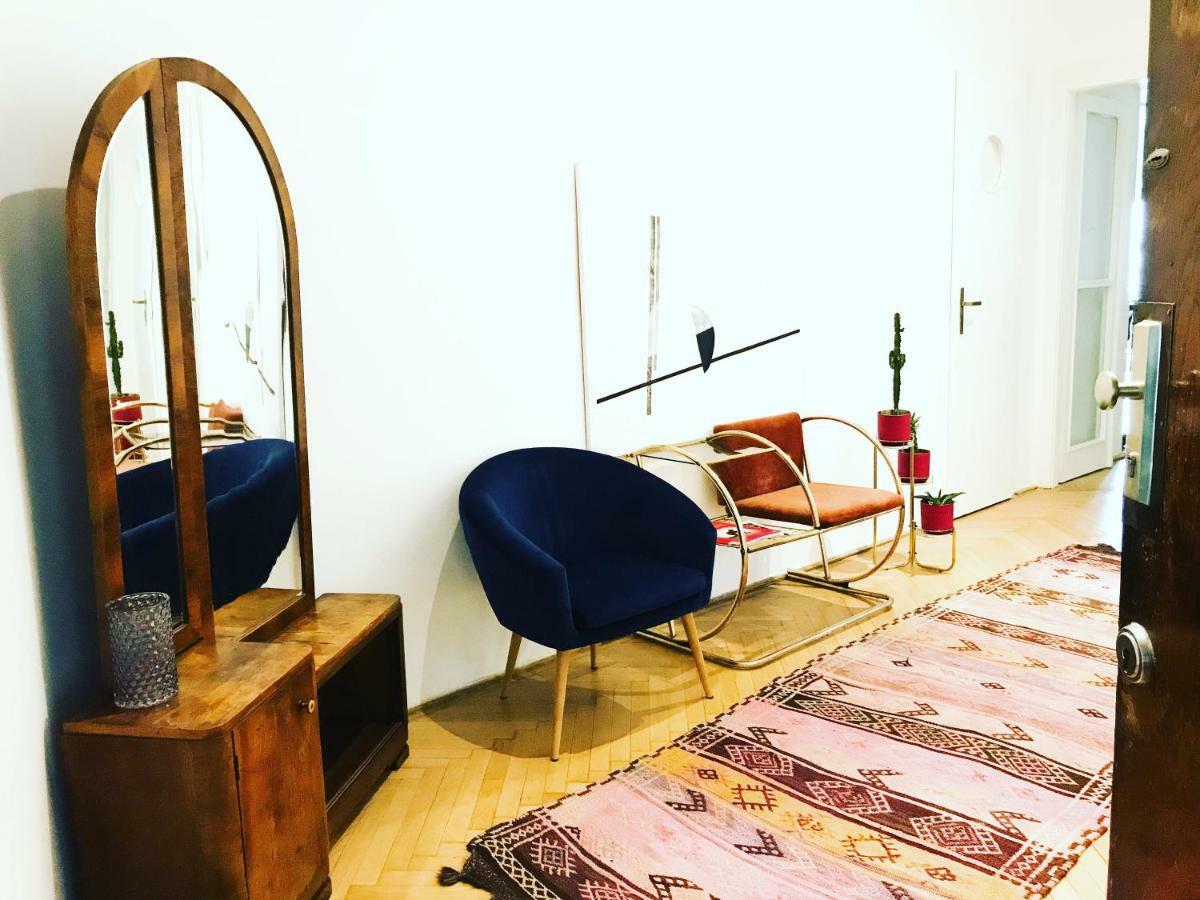 Spacious Bauhaus Icon Flat With Fitness Room In Central Buda, Close To The River And Margaret Island بودابست المظهر الخارجي الصورة