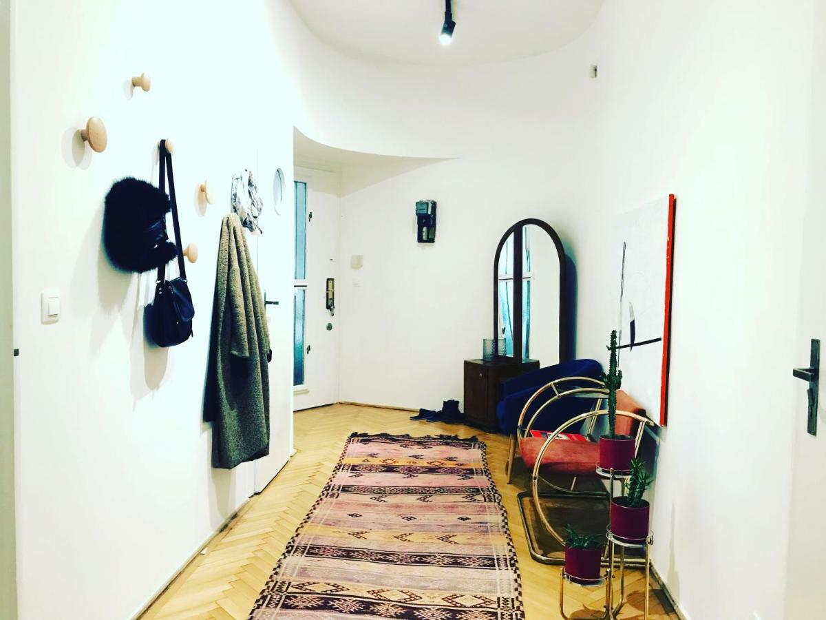 Spacious Bauhaus Icon Flat With Fitness Room In Central Buda, Close To The River And Margaret Island بودابست المظهر الخارجي الصورة